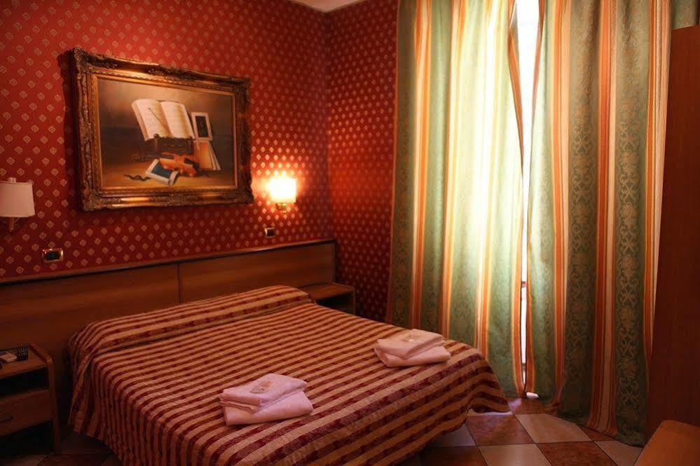 Hotel Hollywood Rome Exterior photo