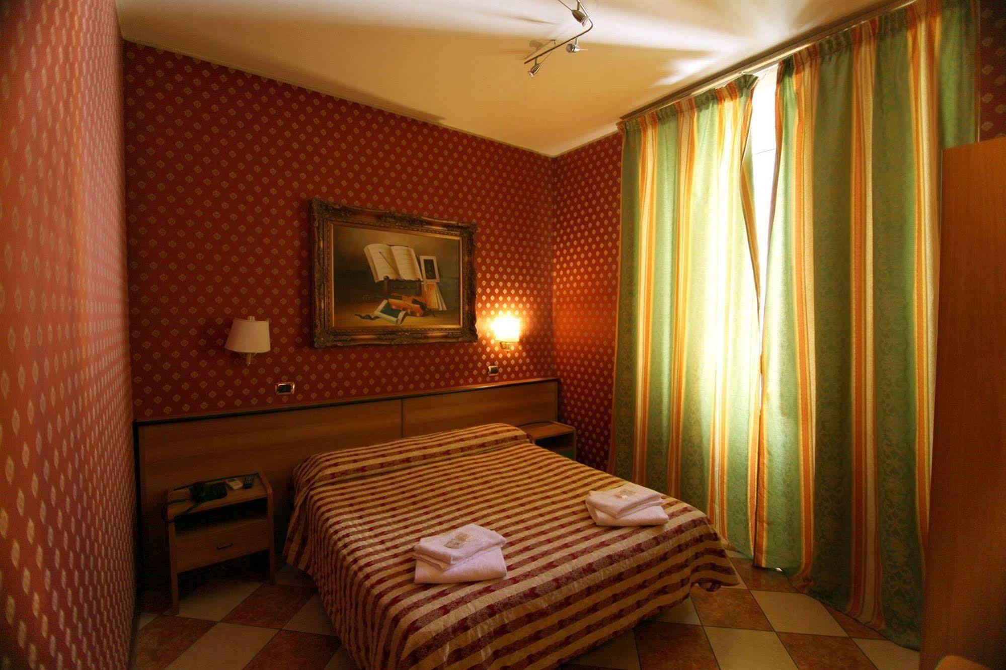 Hotel Hollywood Rome Exterior photo